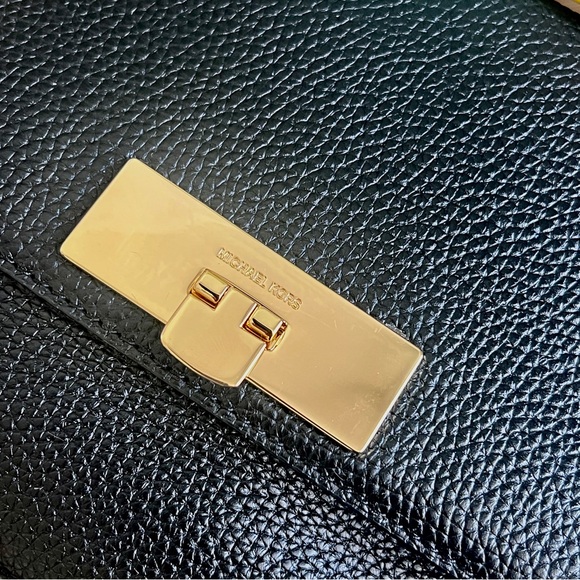 Michael Kors Black Callie Pebbled Leather Top Handle Crossbody Satchel Purse - Picture 3 of 10